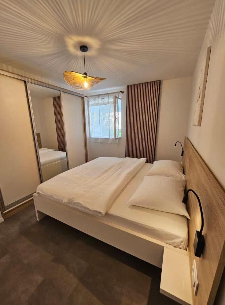 סופטרסקה דראגה Beach Villa Ema מראה חיצוני תמונה